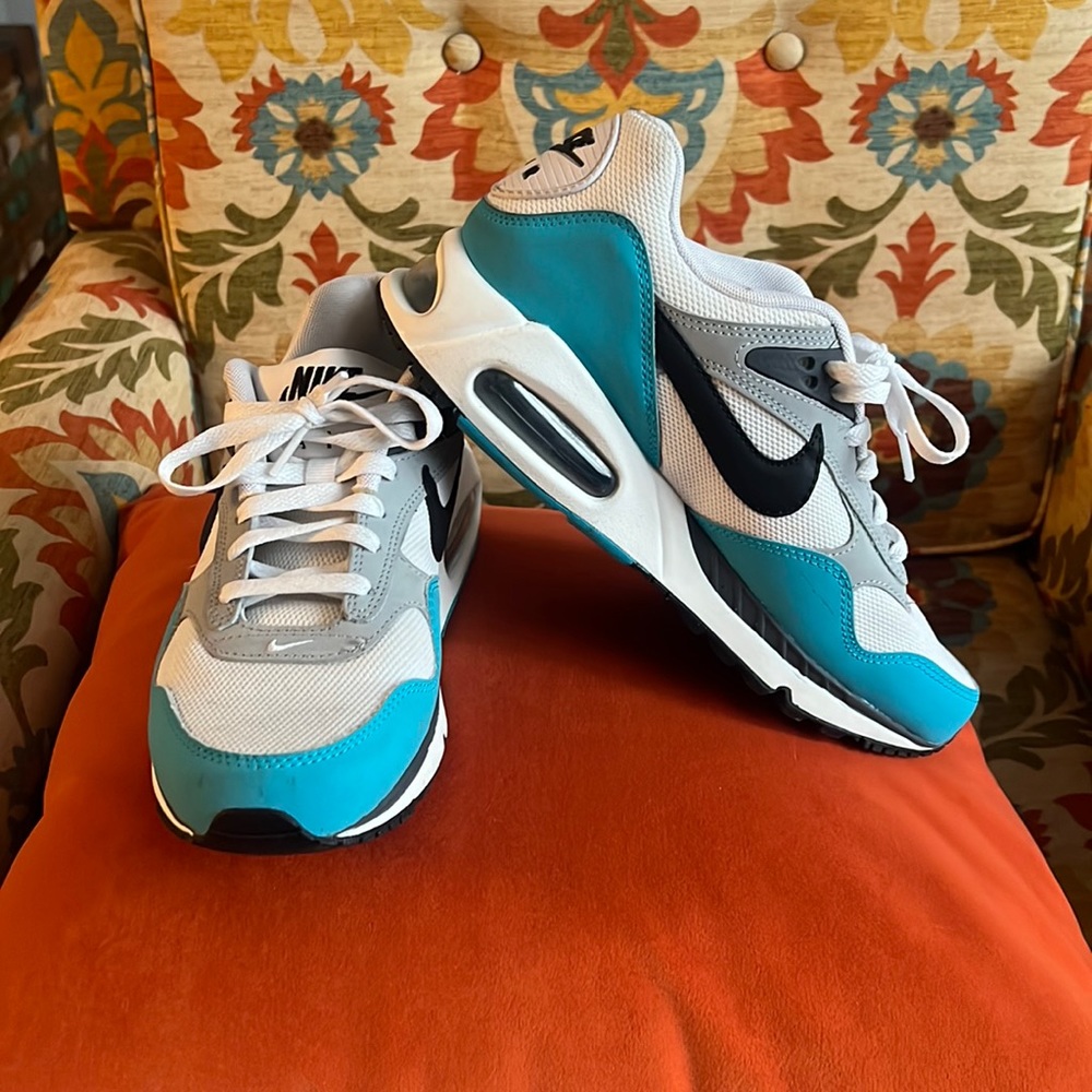 Nike air max